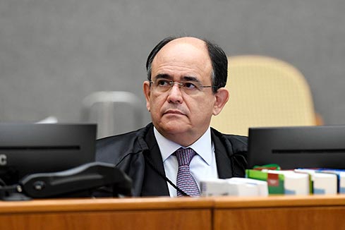 Provedor deve remover conteúdo ofensivo a menor na internet, mesmo sem ordem judicial